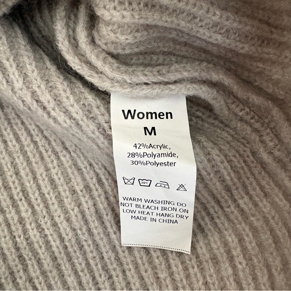 Womens Button-Up Cardigan - Picture 2 of 3